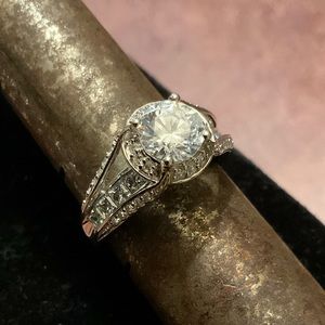NWOT Solitaire Engagement Ring - Cubic Zirconias- 925 - Sz 6.75 - JTV